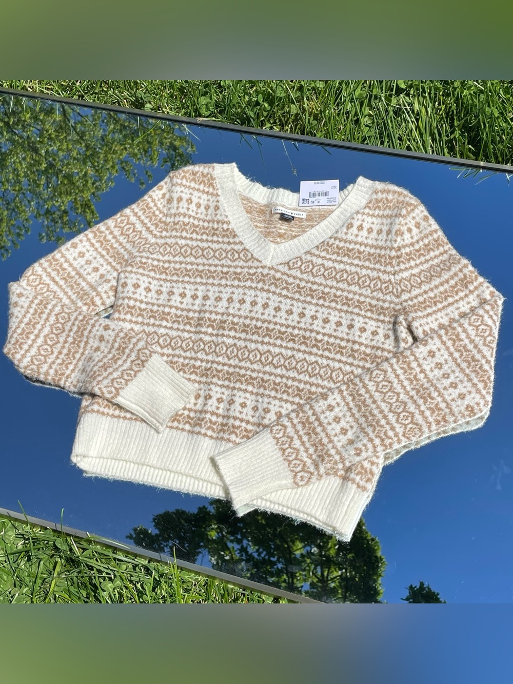 American Eagle Outfitters V-Neck Fair Isle Sweater - Cream & Tan